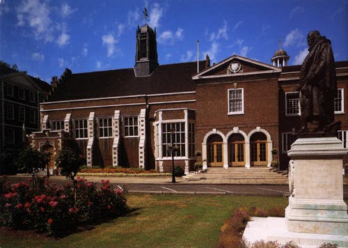 格雷律师学院 网络释义英英释义 短语 gray's inn